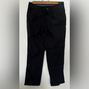 Men’s black pants
